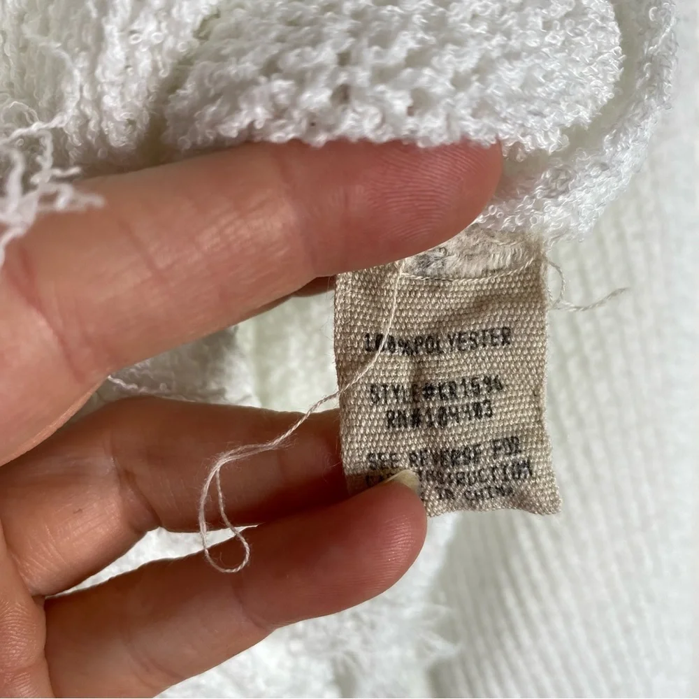 Moon River White Open Knit Fringe Pullover Sweater